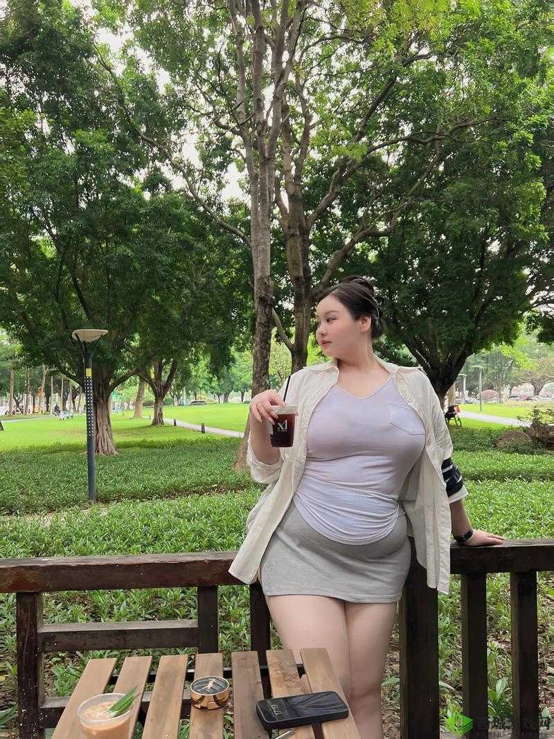 探索胖老太BBwBBWBBW的独特魅力：揭秘她的生活故事与健康秘诀